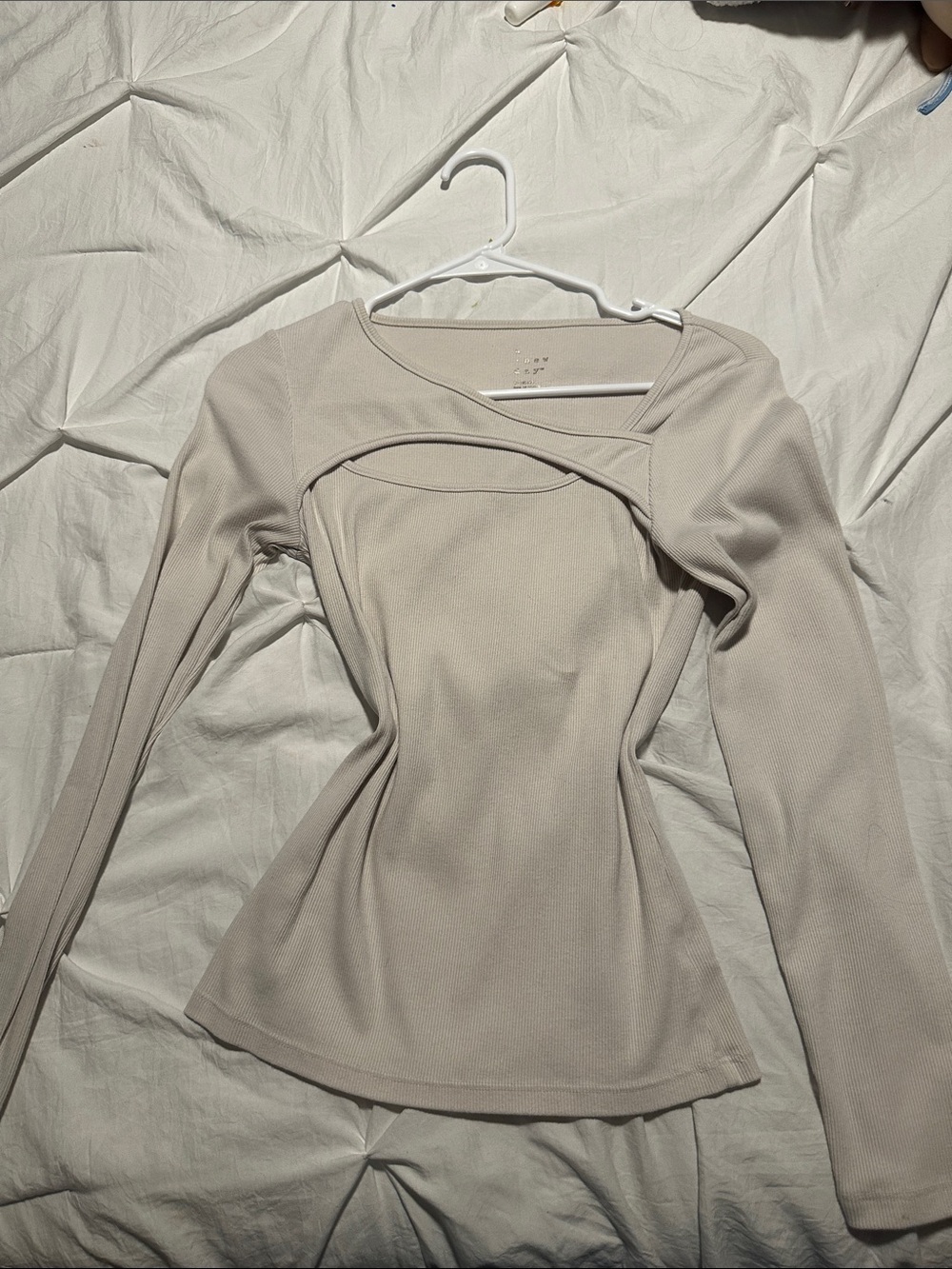 Long Sleeve Cutout Ribbed Top - Cream